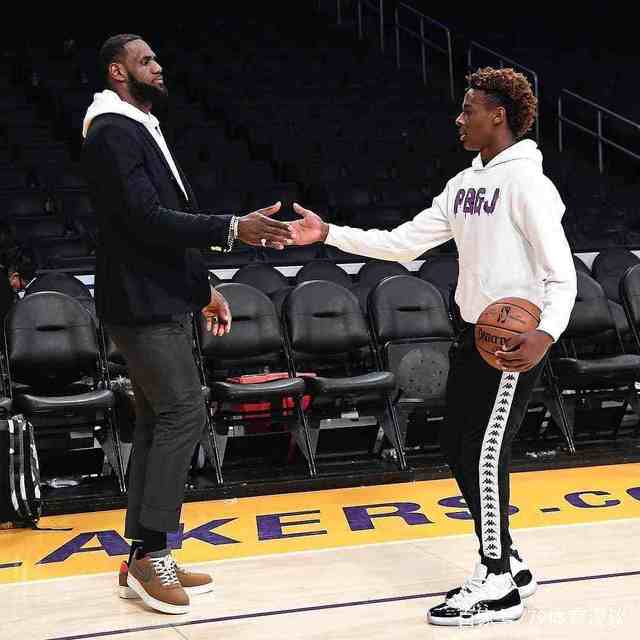 控卫的持球 控卫的持球